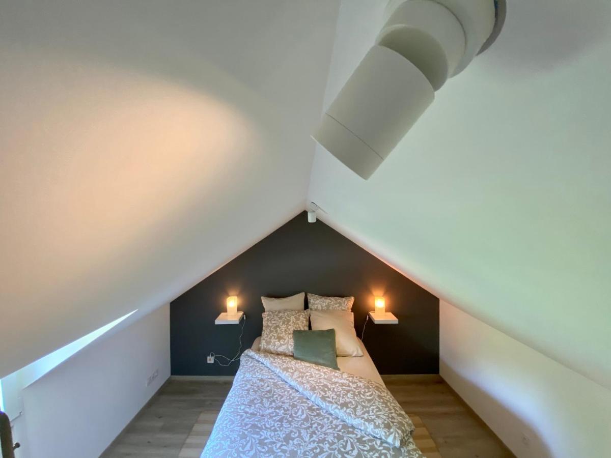 Jiwe Villa Chilleurs-aux-Bois Luaran gambar