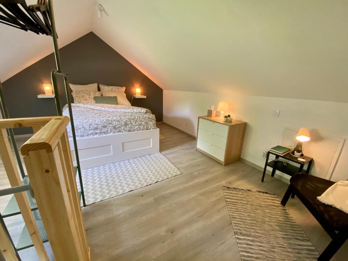Jiwe Villa Chilleurs-aux-Bois Luaran gambar