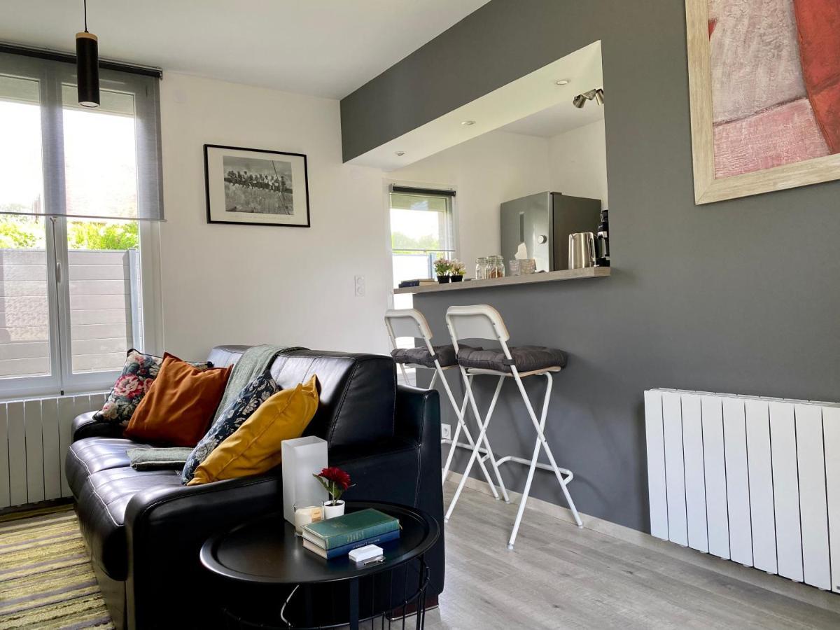 Jiwe Villa Chilleurs-aux-Bois Luaran gambar