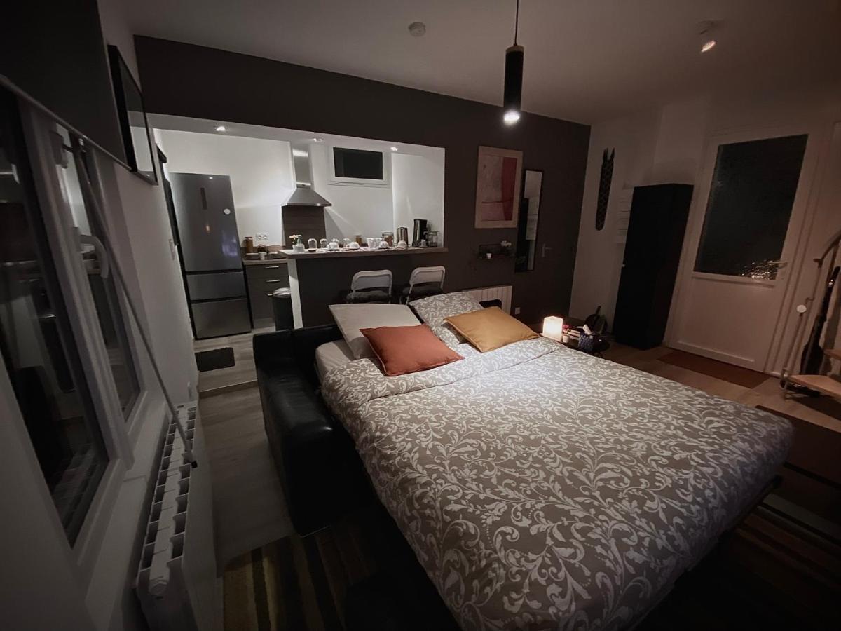 Jiwe Villa Chilleurs-aux-Bois Luaran gambar